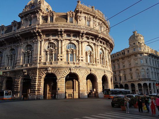 Piazza Raffaele De Ferrari